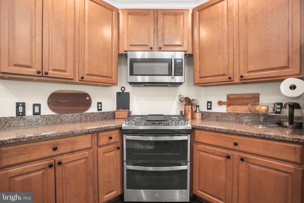10448 WHEATLEY SCHOOL RD, MARSHALL, Virginia, 5 Bedrooms Bedrooms, ,4 BathroomsBathrooms,Residential,10448 WHEATLEY SCHOOL RD,VAFQ2016454 MLS # VAFQ2016454