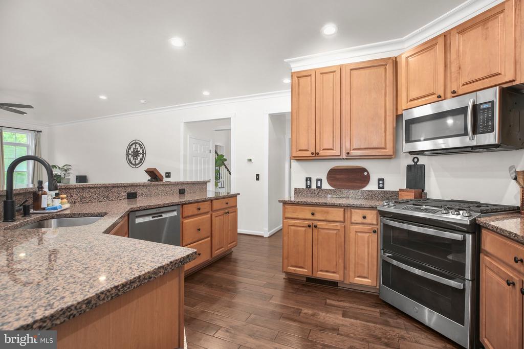 10448 WHEATLEY SCHOOL RD, MARSHALL, Virginia, 5 Bedrooms Bedrooms, ,4 BathroomsBathrooms,Residential,10448 WHEATLEY SCHOOL RD,VAFQ2016454 MLS # VAFQ2016454