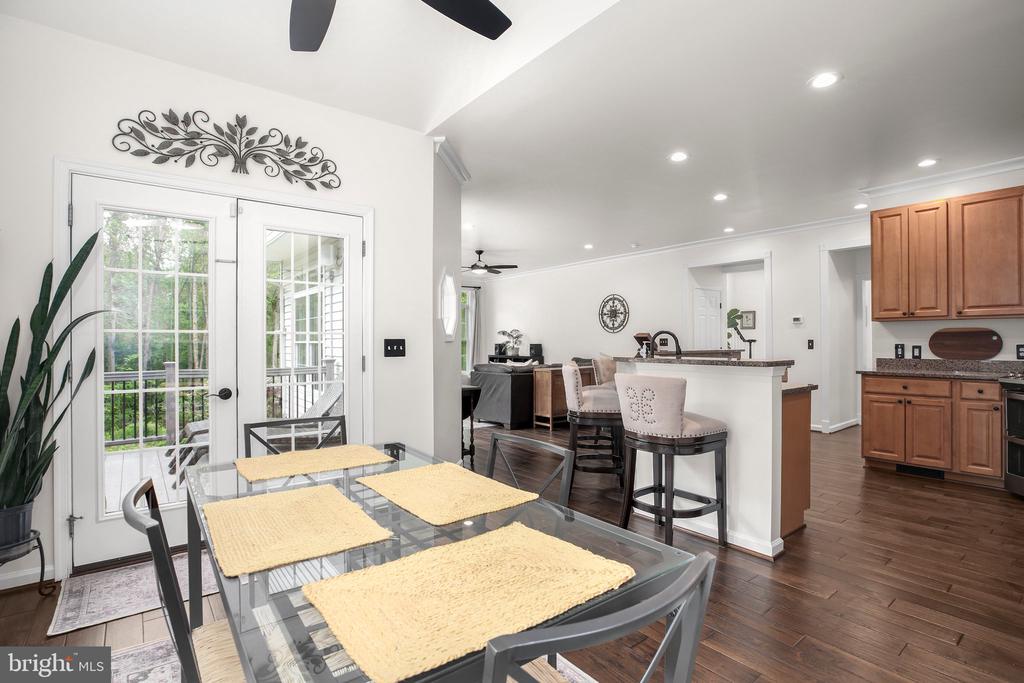 10448 WHEATLEY SCHOOL RD, MARSHALL, Virginia, 5 Bedrooms Bedrooms, ,4 BathroomsBathrooms,Residential,10448 WHEATLEY SCHOOL RD,VAFQ2016454 MLS # VAFQ2016454