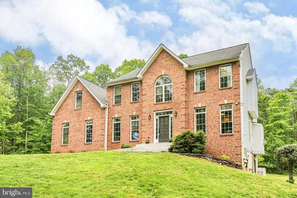 10448 WHEATLEY SCHOOL RD, MARSHALL, Virginia, 5 Bedrooms Bedrooms, ,4 BathroomsBathrooms,Residential,10448 WHEATLEY SCHOOL RD,VAFQ2016454 MLS # VAFQ2016454