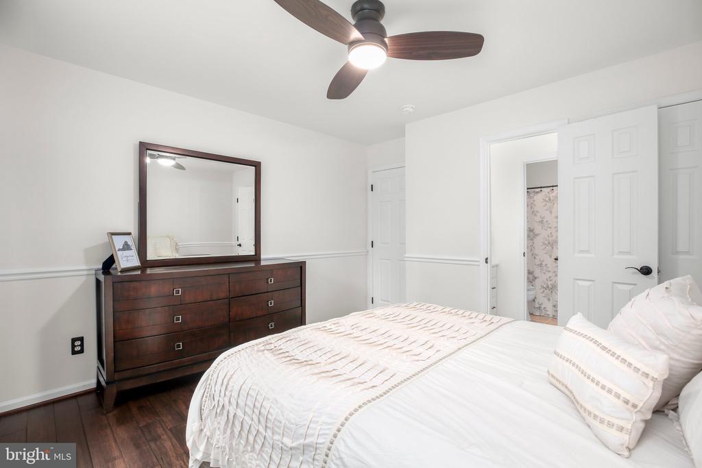 10448 WHEATLEY SCHOOL RD, MARSHALL, Virginia, 5 Bedrooms Bedrooms, ,4 BathroomsBathrooms,Residential,10448 WHEATLEY SCHOOL RD,VAFQ2016454 MLS # VAFQ2016454