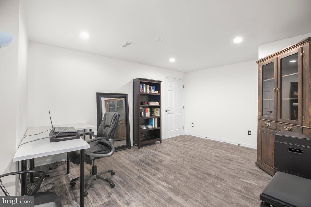 10448 WHEATLEY SCHOOL RD, MARSHALL, Virginia, 5 Bedrooms Bedrooms, ,4 BathroomsBathrooms,Residential,10448 WHEATLEY SCHOOL RD,VAFQ2016454 MLS # VAFQ2016454
