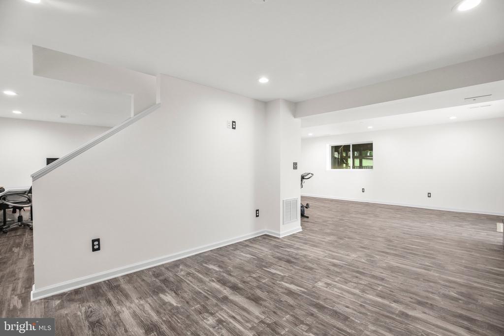 10448 WHEATLEY SCHOOL RD, MARSHALL, Virginia, 5 Bedrooms Bedrooms, ,4 BathroomsBathrooms,Residential,10448 WHEATLEY SCHOOL RD,VAFQ2016454 MLS # VAFQ2016454
