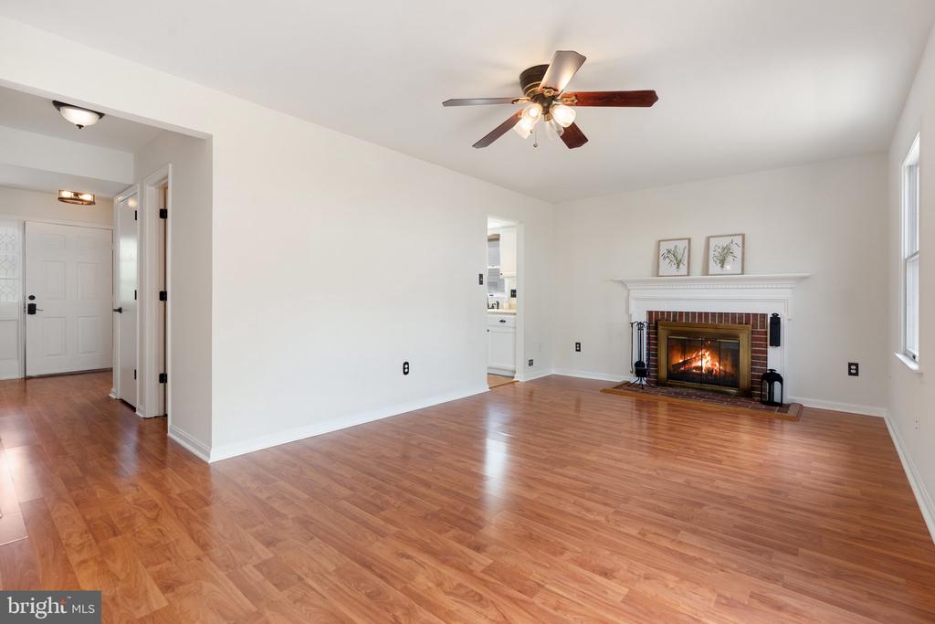 7626 WANKOMA DR, REMINGTON, Virginia 22734, 3 Bedrooms Bedrooms, ,2 BathroomsBathrooms,Residential,7626 WANKOMA DR,VAFQ2016502 MLS # VAFQ2016502