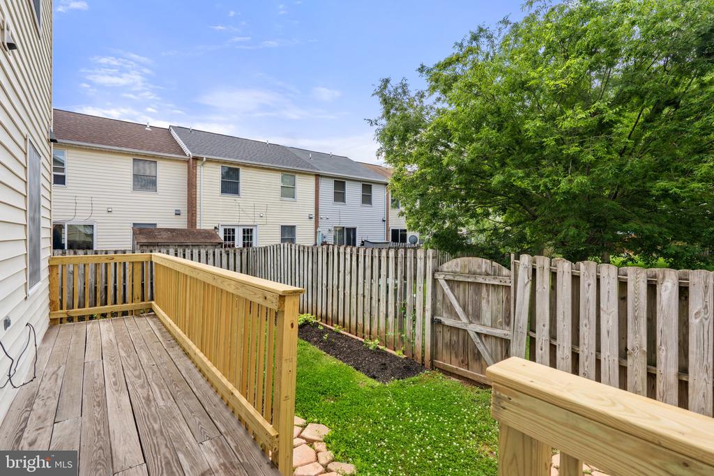 7626 WANKOMA DR, REMINGTON, Virginia 22734, 3 Bedrooms Bedrooms, ,2 BathroomsBathrooms,Residential,7626 WANKOMA DR,VAFQ2016502 MLS # VAFQ2016502
