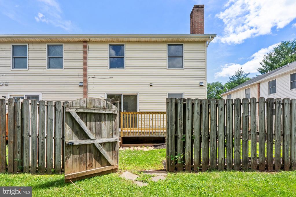 7626 WANKOMA DR, REMINGTON, Virginia 22734, 3 Bedrooms Bedrooms, ,2 BathroomsBathrooms,Residential,7626 WANKOMA DR,VAFQ2016502 MLS # VAFQ2016502