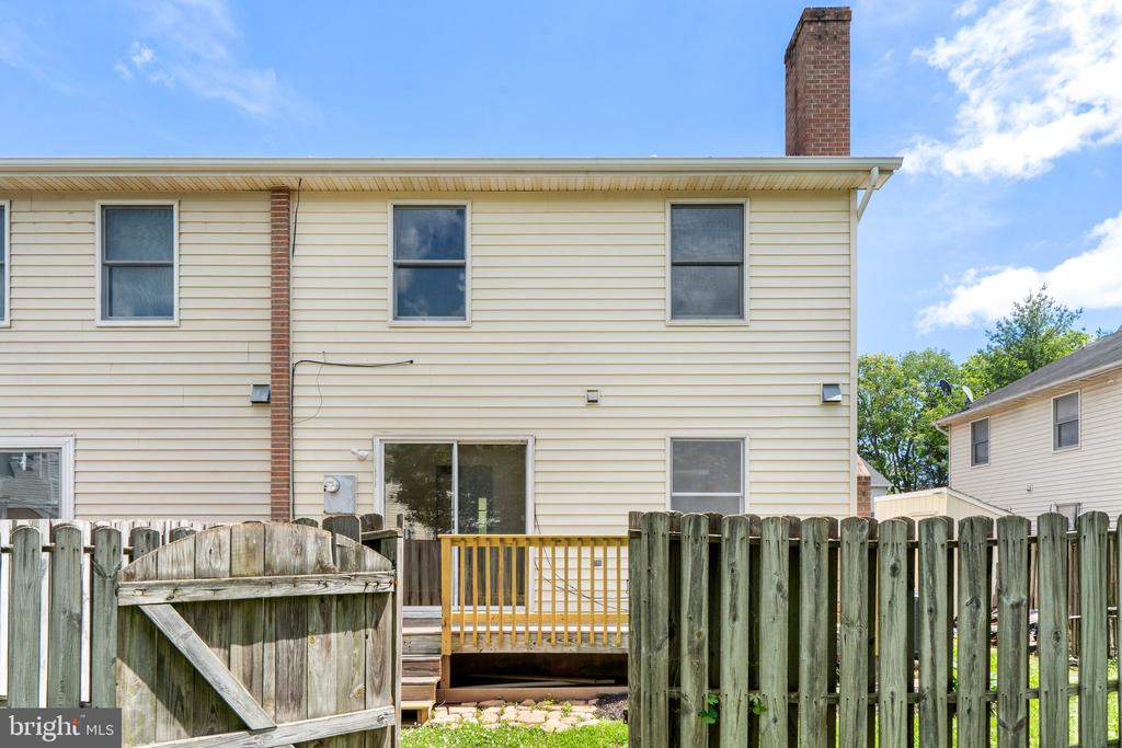 7626 WANKOMA DR, REMINGTON, Virginia 22734, 3 Bedrooms Bedrooms, ,2 BathroomsBathrooms,Residential,7626 WANKOMA DR,VAFQ2016502 MLS # VAFQ2016502