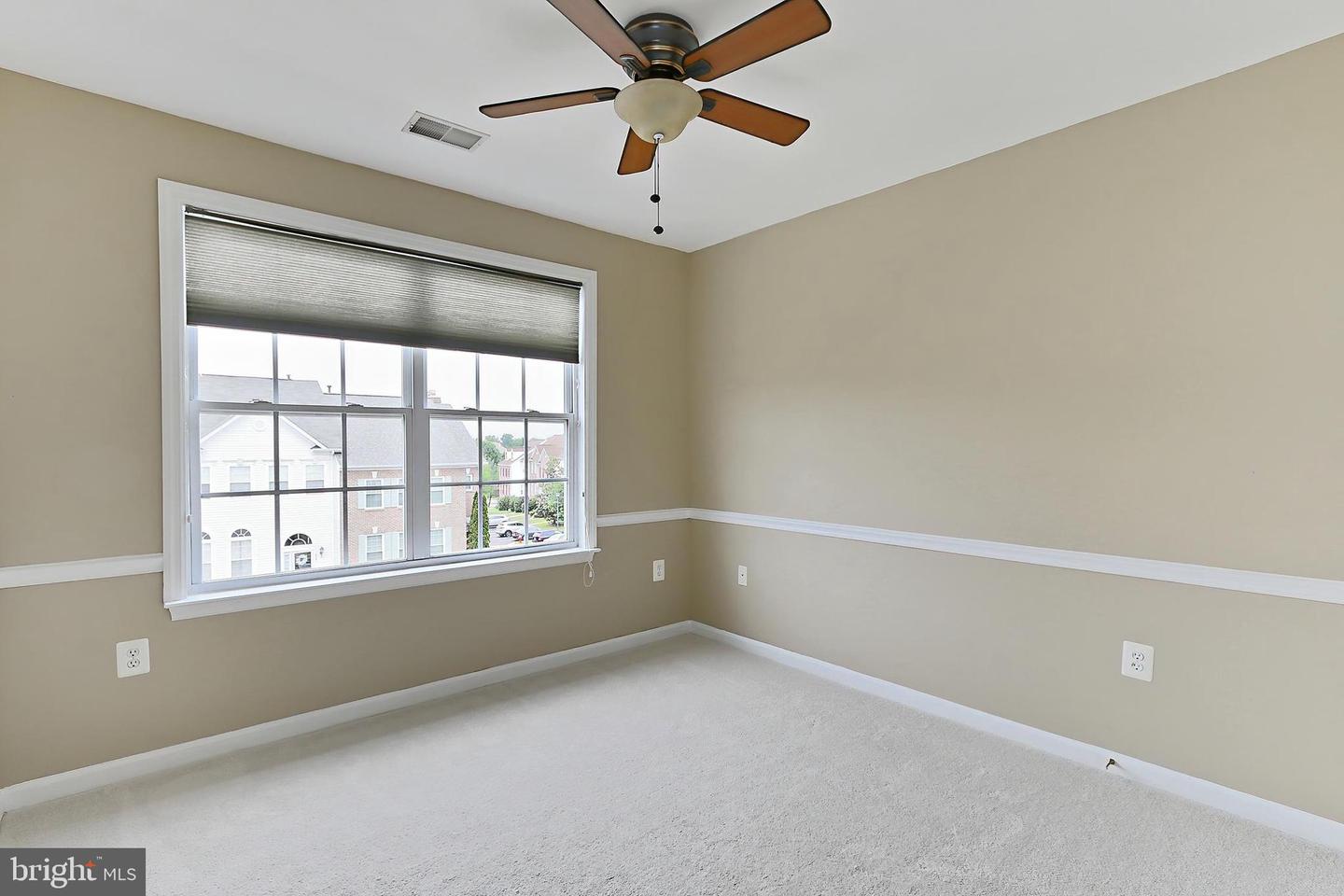 645 SPRINGHOUSE SQ SE, LEESBURG, Virginia 20175, 3 Bedrooms Bedrooms, ,2 BathroomsBathrooms,Residential,For sale,645 SPRINGHOUSE SQ SE,VALO2092228 MLS # VALO2092228