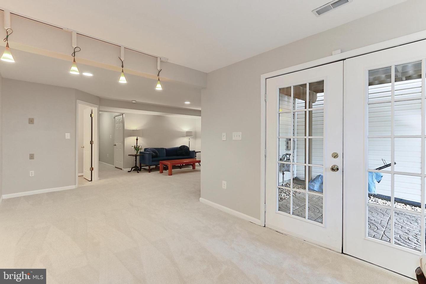 645 SPRINGHOUSE SQ SE, LEESBURG, Virginia 20175, 3 Bedrooms Bedrooms, ,2 BathroomsBathrooms,Residential,For sale,645 SPRINGHOUSE SQ SE,VALO2092228 MLS # VALO2092228