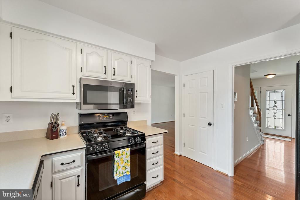 6415 BEALES CT, BEALETON, Virginia, 4 Bedrooms Bedrooms, ,3 BathroomsBathrooms,Residential,6415 BEALES CT,VAFQ2016500 MLS # VAFQ2016500
