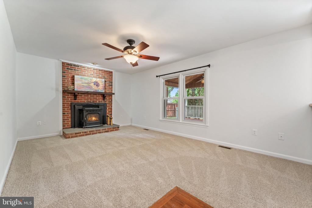 6415 BEALES CT, BEALETON, Virginia, 4 Bedrooms Bedrooms, ,3 BathroomsBathrooms,Residential,6415 BEALES CT,VAFQ2016500 MLS # VAFQ2016500