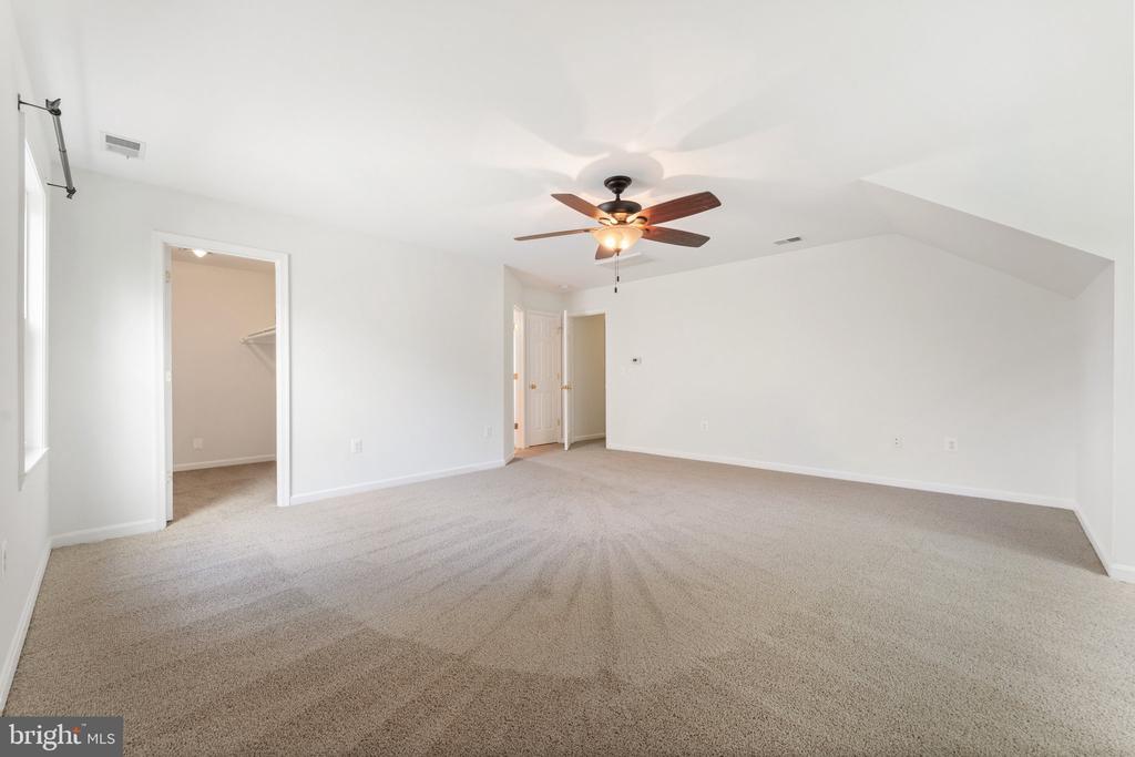 6415 BEALES CT, BEALETON, Virginia, 4 Bedrooms Bedrooms, ,3 BathroomsBathrooms,Residential,6415 BEALES CT,VAFQ2016500 MLS # VAFQ2016500