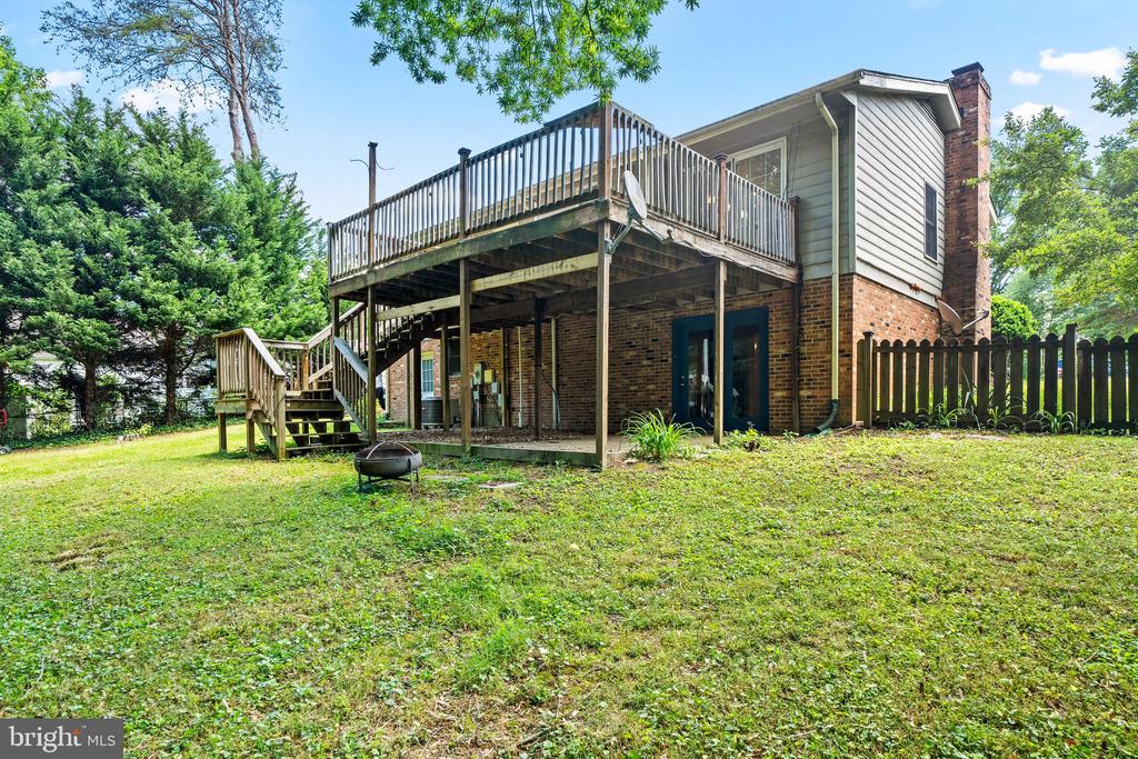 315 LAUREL AVE, FREDERICKSBURG, Virginia 22408, 4 Bedrooms Bedrooms, ,2 BathroomsBathrooms,Residential,315 LAUREL AVE,VASP2032886 MLS # VASP2032886