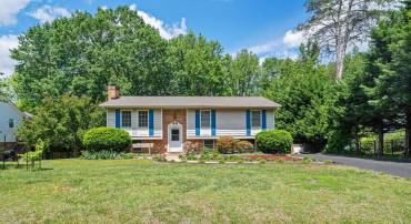 315 LAUREL AVE, FREDERICKSBURG, Virginia 22408, 4 Bedrooms Bedrooms, ,2 BathroomsBathrooms,Residential,315 LAUREL AVE,VASP2032886 MLS # VASP2032886