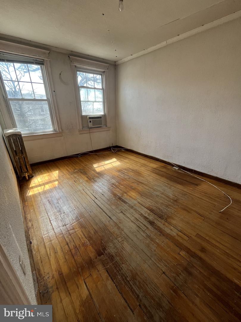 323 VARNUM ST NW, WASHINGTON, District Of Columbia 20011, 3 Bedrooms Bedrooms, ,2 BathroomsBathrooms,Residential,For sale,323 VARNUM ST NW,DCDC2192222 MLS # DCDC2192222