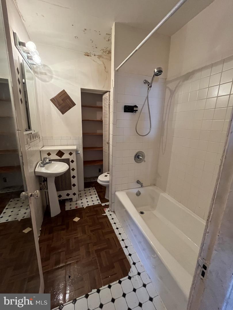 323 VARNUM ST NW, WASHINGTON, District Of Columbia 20011, 3 Bedrooms Bedrooms, ,2 BathroomsBathrooms,Residential,For sale,323 VARNUM ST NW,DCDC2192222 MLS # DCDC2192222