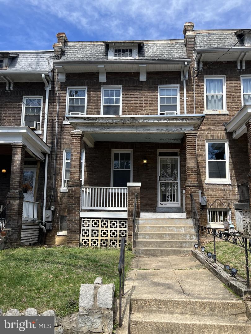 323 VARNUM ST NW, WASHINGTON, District Of Columbia 20011, 3 Bedrooms Bedrooms, ,2 BathroomsBathrooms,Residential,For sale,323 VARNUM ST NW,DCDC2192222 MLS # DCDC2192222