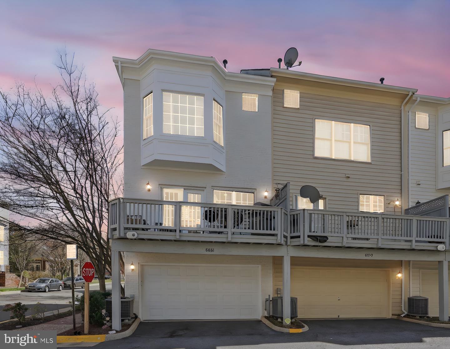 8861 ASHGROVE HOUSE LN, VIENNA, Virginia 22182, 3 Bedrooms Bedrooms, ,3 BathroomsBathrooms,Residential,For sale,8861 ASHGROVE HOUSE LN,VAFX2229606 MLS # VAFX2229606