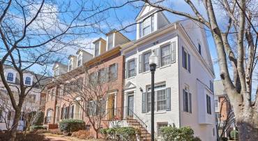 8861 ASHGROVE HOUSE LN, VIENNA, Virginia 22182, 3 Bedrooms Bedrooms, ,3 BathroomsBathrooms,Residential,For sale,8861 ASHGROVE HOUSE LN,VAFX2229606 MLS # VAFX2229606