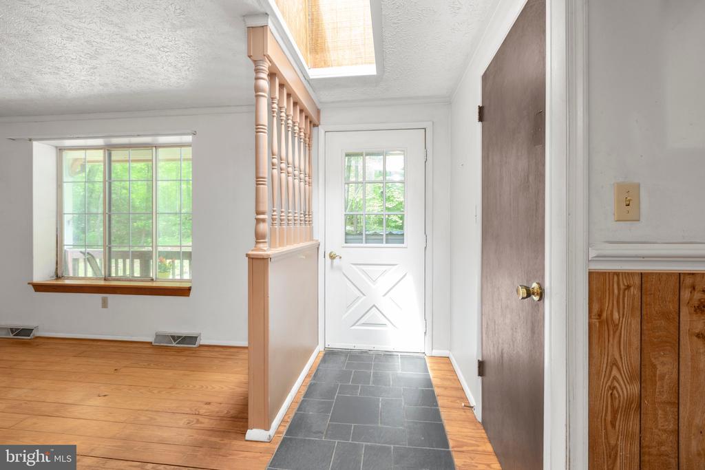 6000 HARTS RUN, SPOTSYLVANIA, Virginia 22551, 3 Bedrooms Bedrooms, ,2 BathroomsBathrooms,Residential,6000 HARTS RUN,VASP2032824 MLS # VASP2032824