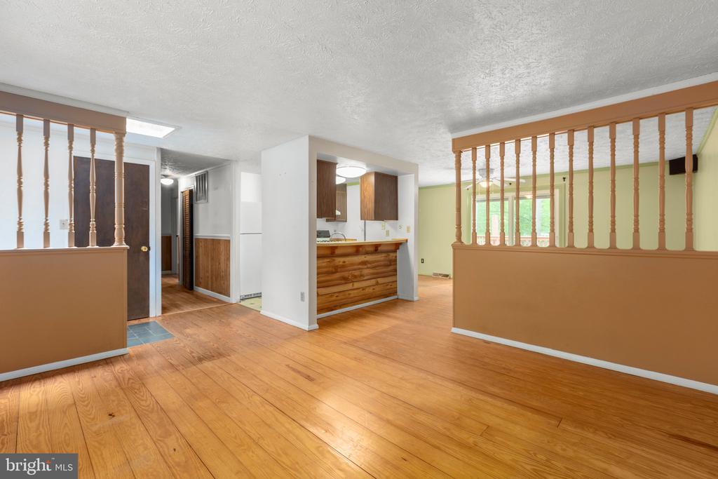 6000 HARTS RUN, SPOTSYLVANIA, Virginia 22551, 3 Bedrooms Bedrooms, ,2 BathroomsBathrooms,Residential,6000 HARTS RUN,VASP2032824 MLS # VASP2032824