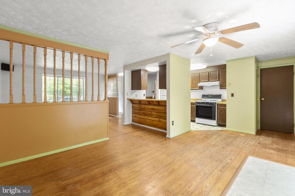 6000 HARTS RUN, SPOTSYLVANIA, Virginia 22551, 3 Bedrooms Bedrooms, ,2 BathroomsBathrooms,Residential,6000 HARTS RUN,VASP2032824 MLS # VASP2032824