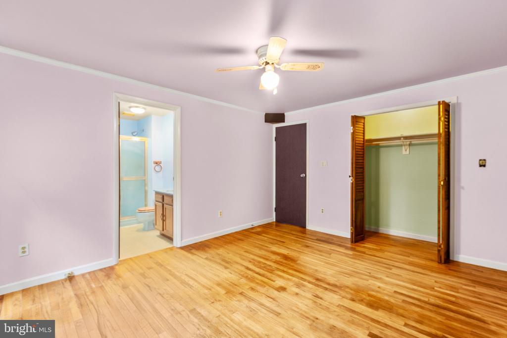 6000 HARTS RUN, SPOTSYLVANIA, Virginia 22551, 3 Bedrooms Bedrooms, ,2 BathroomsBathrooms,Residential,6000 HARTS RUN,VASP2032824 MLS # VASP2032824