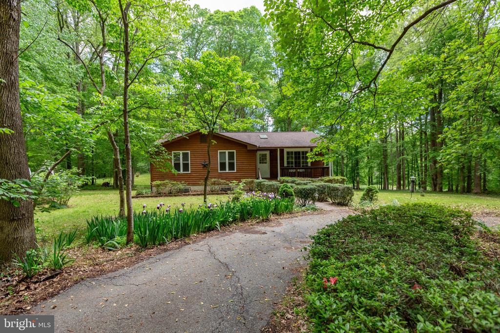 6000 HARTS RUN, SPOTSYLVANIA, Virginia 22551, 3 Bedrooms Bedrooms, ,2 BathroomsBathrooms,Residential,6000 HARTS RUN,VASP2032824 MLS # VASP2032824