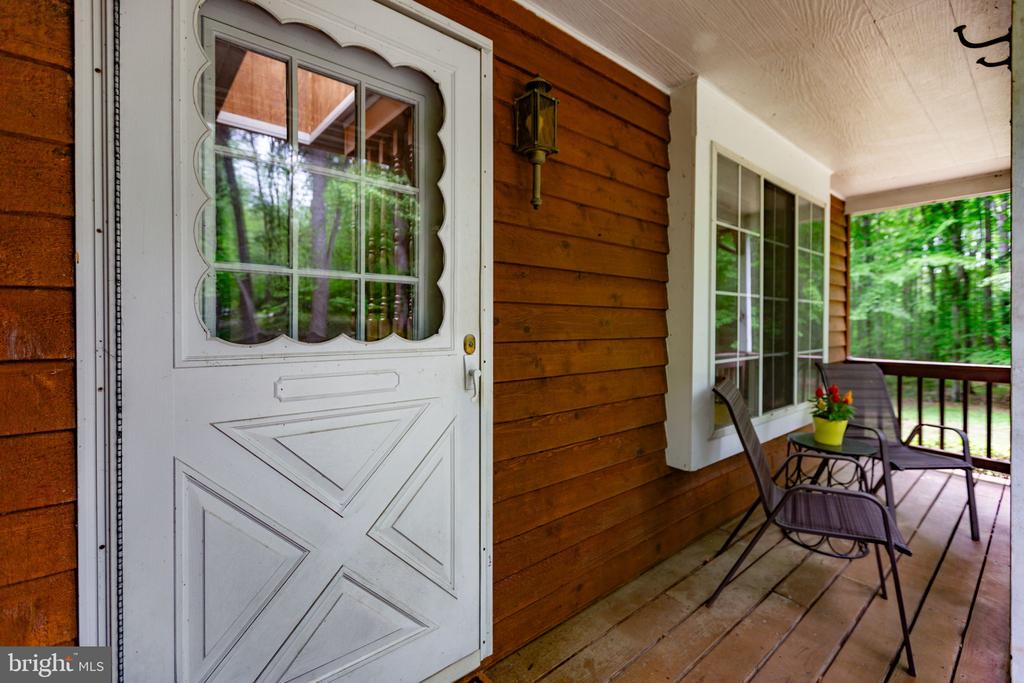 6000 HARTS RUN, SPOTSYLVANIA, Virginia 22551, 3 Bedrooms Bedrooms, ,2 BathroomsBathrooms,Residential,6000 HARTS RUN,VASP2032824 MLS # VASP2032824