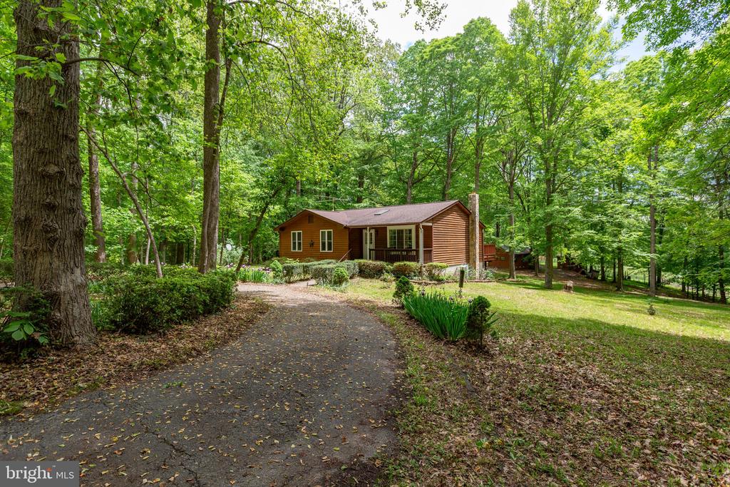 6000 HARTS RUN, SPOTSYLVANIA, Virginia 22551, 3 Bedrooms Bedrooms, ,2 BathroomsBathrooms,Residential,6000 HARTS RUN,VASP2032824 MLS # VASP2032824