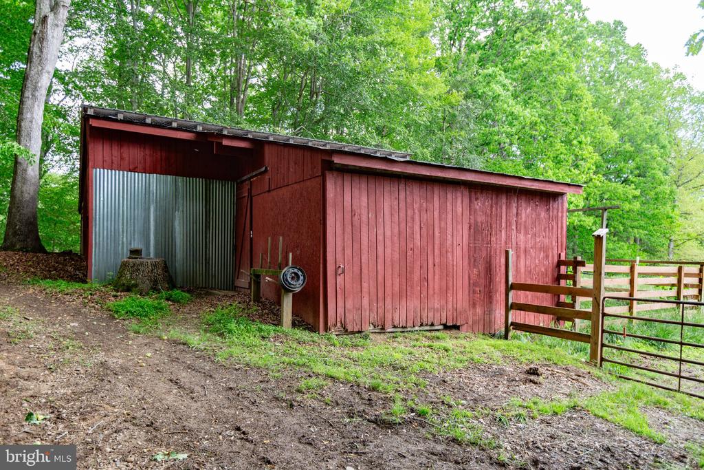 6000 HARTS RUN, SPOTSYLVANIA, Virginia 22551, 3 Bedrooms Bedrooms, ,2 BathroomsBathrooms,Residential,6000 HARTS RUN,VASP2032824 MLS # VASP2032824