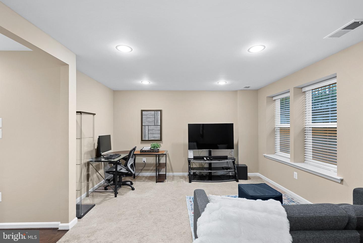 202 APRICOT ST, STAFFORD, Virginia 22554, 3 Bedrooms Bedrooms, 10 Rooms Rooms,3 BathroomsBathrooms,Residential,For sale,202 APRICOT ST,VAST2037338 MLS # VAST2037338