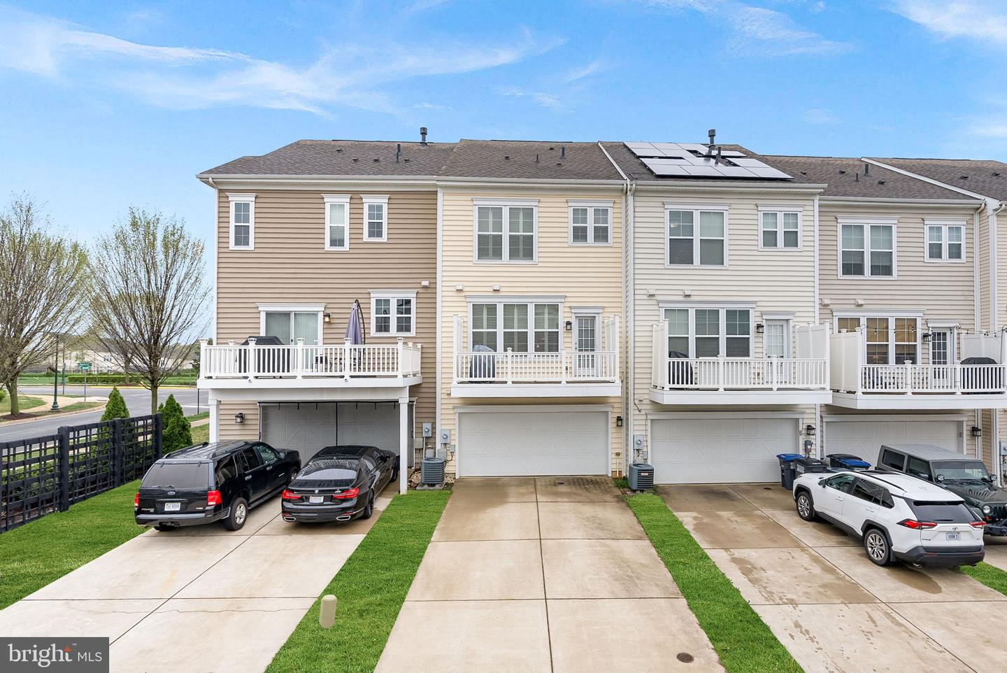202 APRICOT ST, STAFFORD, Virginia 22554, 3 Bedrooms Bedrooms, 10 Rooms Rooms,3 BathroomsBathrooms,Residential,For sale,202 APRICOT ST,VAST2037338 MLS # VAST2037338
