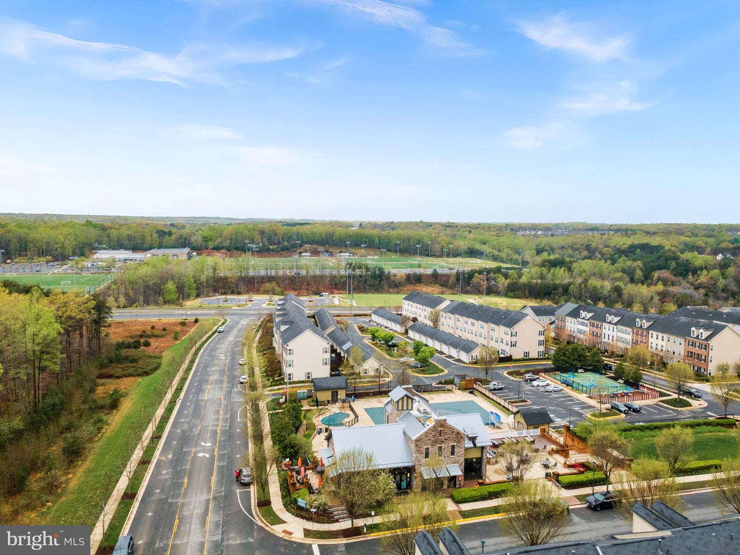 202 APRICOT ST, STAFFORD, Virginia 22554, 3 Bedrooms Bedrooms, 10 Rooms Rooms,3 BathroomsBathrooms,Residential,For sale,202 APRICOT ST,VAST2037338 MLS # VAST2037338