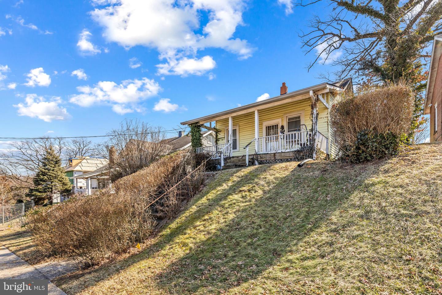 1323 IRVING ST NE, WASHINGTON, District Of Columbia 20017, 2 Bedrooms Bedrooms, ,1 BathroomBathrooms,Residential,For sale,1323 IRVING ST NE,DCDC2193448 MLS # DCDC2193448