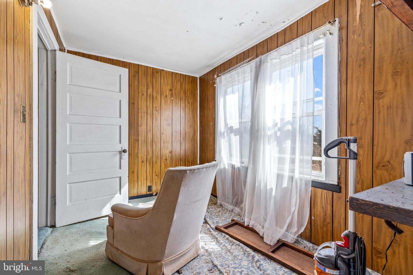 1323 IRVING ST NE, WASHINGTON, District Of Columbia 20017, 2 Bedrooms Bedrooms, ,1 BathroomBathrooms,Residential,For sale,1323 IRVING ST NE,DCDC2193448 MLS # DCDC2193448