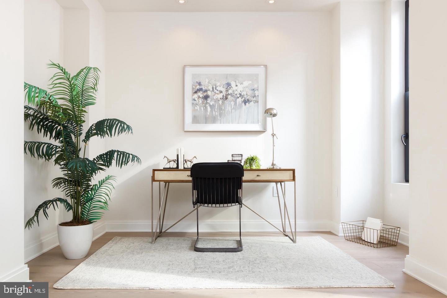 1427 RHODE ISLAND AVE NW #301, WASHINGTON, District Of Columbia 20005, 2 Bedrooms Bedrooms, ,2 BathroomsBathrooms,Residential,For sale,1427 RHODE ISLAND AVE NW #301,DCDC2193952 MLS # DCDC2193952