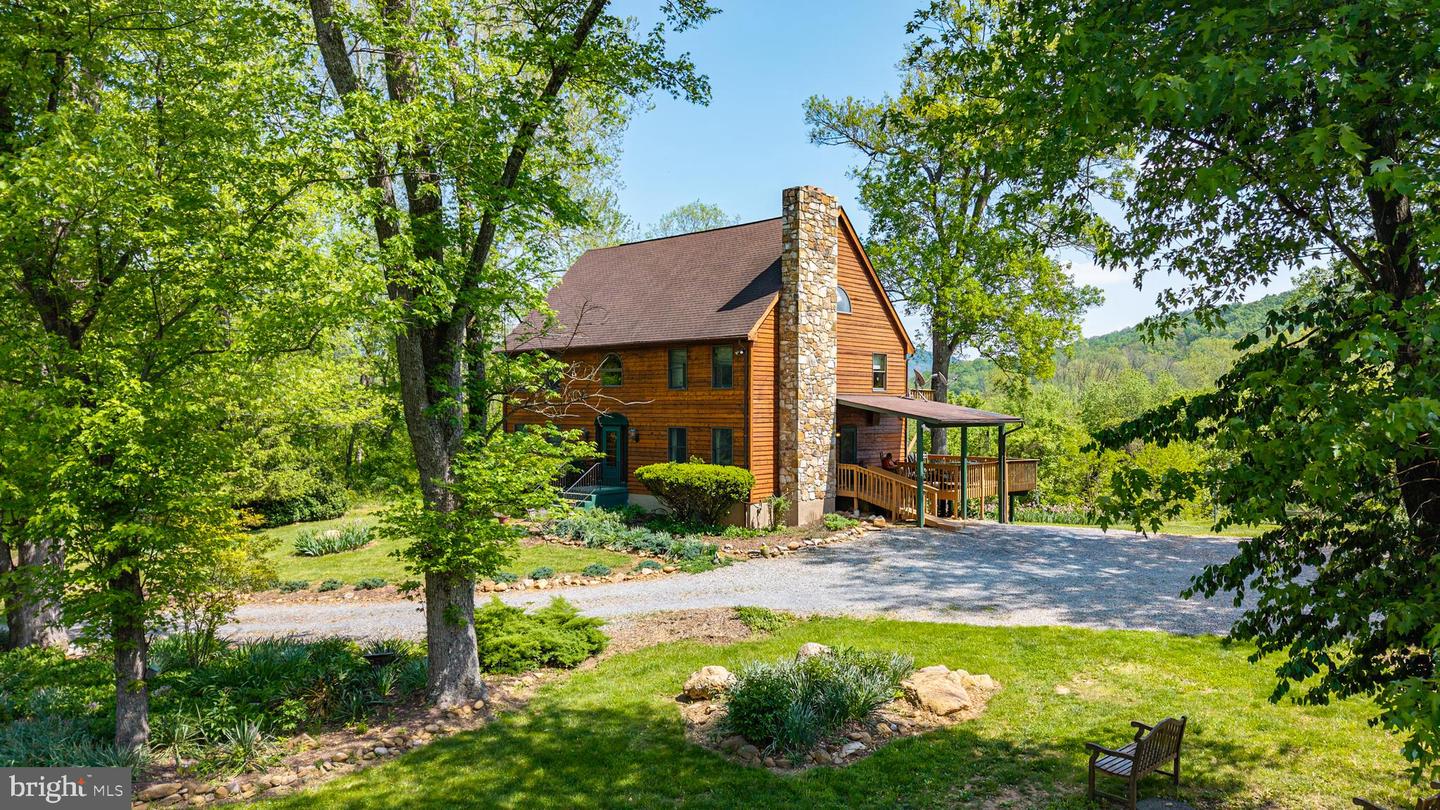 245 RIVER HOUSE LN, BOYCE, Virginia 22620, 4 Bedrooms Bedrooms, ,3 BathroomsBathrooms,Residential,For sale,245 RIVER HOUSE LN,VACL2003560 MLS # VACL2003560