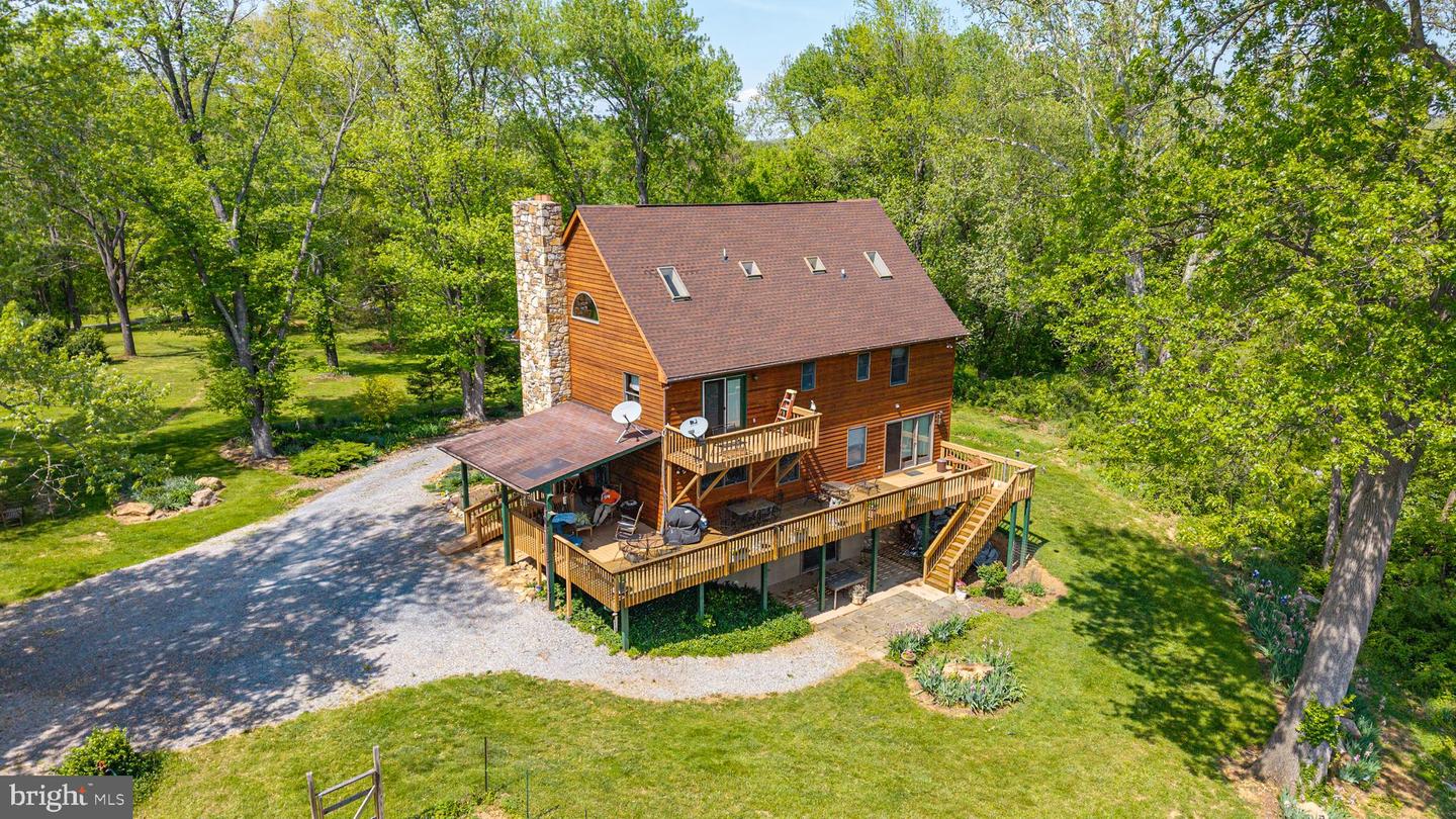 245 RIVER HOUSE LN, BOYCE, Virginia 22620, 4 Bedrooms Bedrooms, ,3 BathroomsBathrooms,Residential,For sale,245 RIVER HOUSE LN,VACL2003560 MLS # VACL2003560