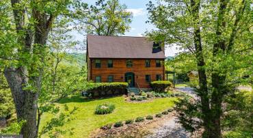 245 RIVER HOUSE LN, BOYCE, Virginia 22620, 4 Bedrooms Bedrooms, ,3 BathroomsBathrooms,Residential,For sale,245 RIVER HOUSE LN,VACL2003560 MLS # VACL2003560