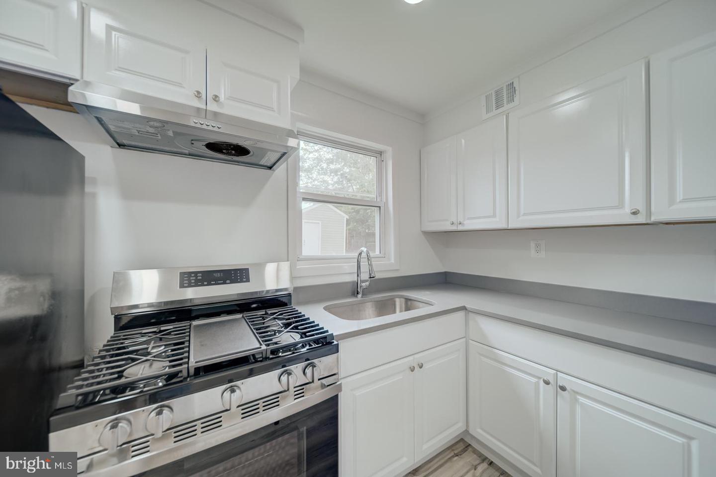 151 MARTIN DR, MANASSAS PARK, Virginia 20111, 3 Bedrooms Bedrooms, ,1 BathroomBathrooms,Residential,For sale,151 MARTIN DR,VAMP2002962 MLS # VAMP2002962