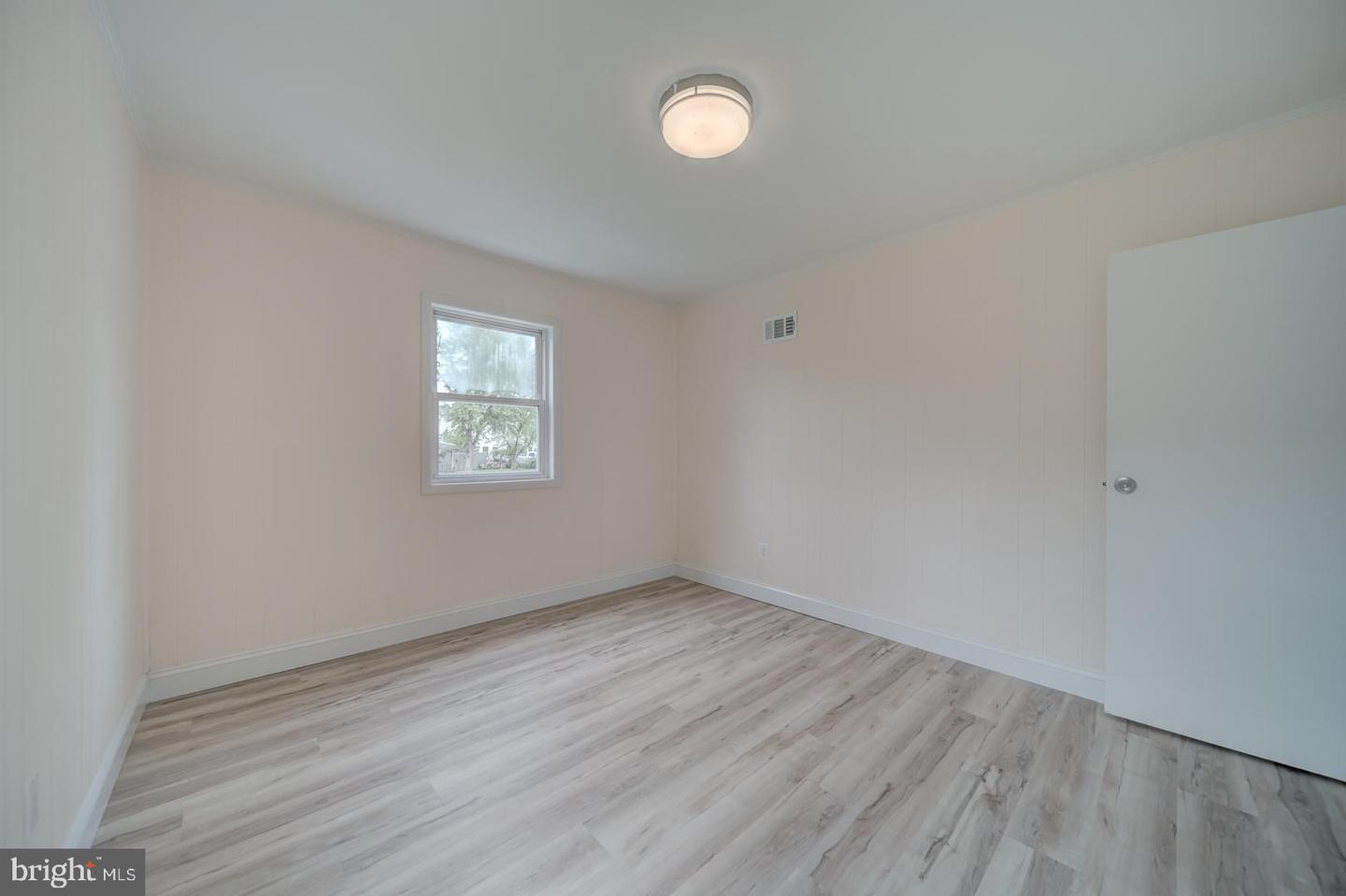 151 MARTIN DR, MANASSAS PARK, Virginia 20111, 3 Bedrooms Bedrooms, ,1 BathroomBathrooms,Residential,For sale,151 MARTIN DR,VAMP2002962 MLS # VAMP2002962