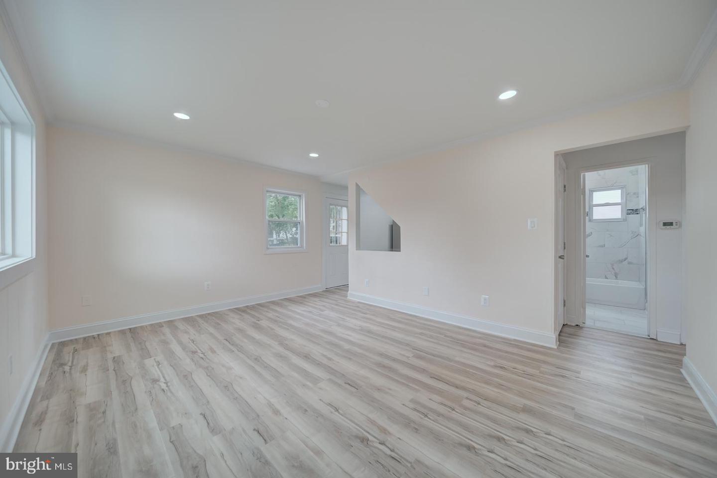 151 MARTIN DR, MANASSAS PARK, Virginia 20111, 3 Bedrooms Bedrooms, ,1 BathroomBathrooms,Residential,For sale,151 MARTIN DR,VAMP2002962 MLS # VAMP2002962