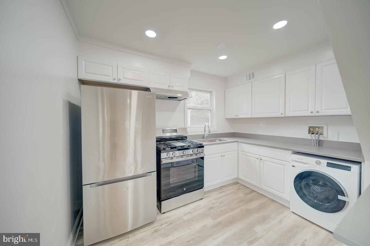 151 MARTIN DR, MANASSAS PARK, Virginia 20111, 3 Bedrooms Bedrooms, ,1 BathroomBathrooms,Residential,For sale,151 MARTIN DR,VAMP2002962 MLS # VAMP2002962