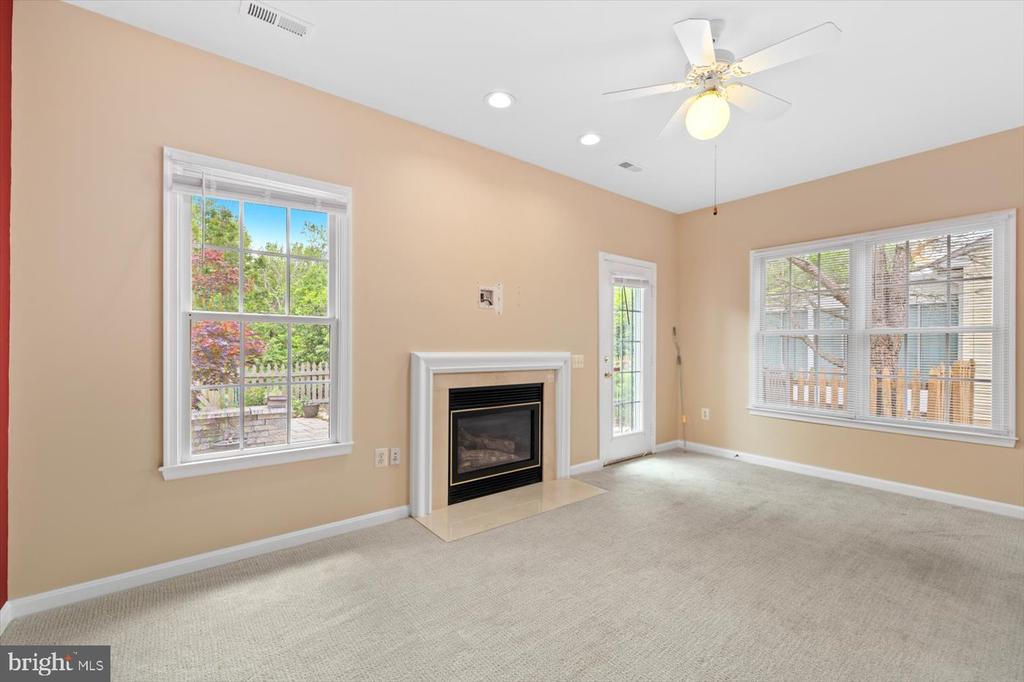 6906 CASTLETON DR, FREDERICKSBURG, Virginia 22407, 3 Bedrooms Bedrooms, ,2 BathroomsBathrooms,Residential,6906 CASTLETON DR,VASP2032910 MLS # VASP2032910