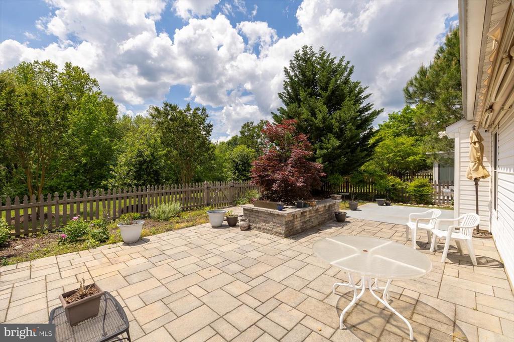 6906 CASTLETON DR, FREDERICKSBURG, Virginia 22407, 3 Bedrooms Bedrooms, ,2 BathroomsBathrooms,Residential,6906 CASTLETON DR,VASP2032910 MLS # VASP2032910