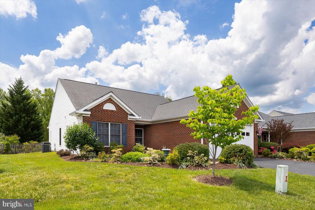 6906 CASTLETON DR, FREDERICKSBURG, Virginia 22407, 3 Bedrooms Bedrooms, ,2 BathroomsBathrooms,Residential,6906 CASTLETON DR,VASP2032910 MLS # VASP2032910