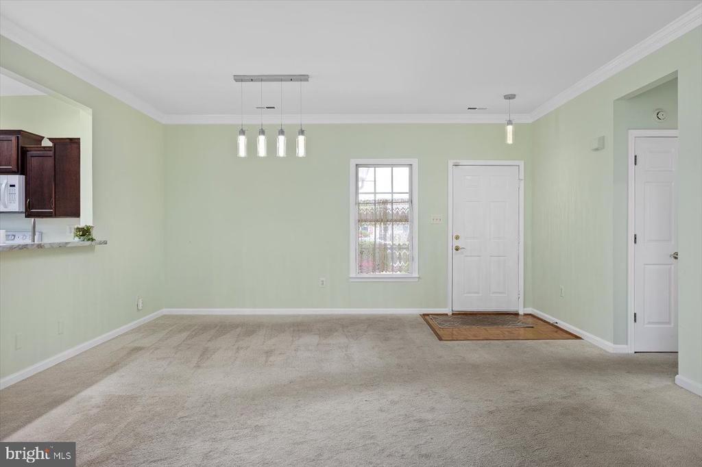 6906 CASTLETON DR, FREDERICKSBURG, Virginia 22407, 3 Bedrooms Bedrooms, ,2 BathroomsBathrooms,Residential,6906 CASTLETON DR,VASP2032910 MLS # VASP2032910