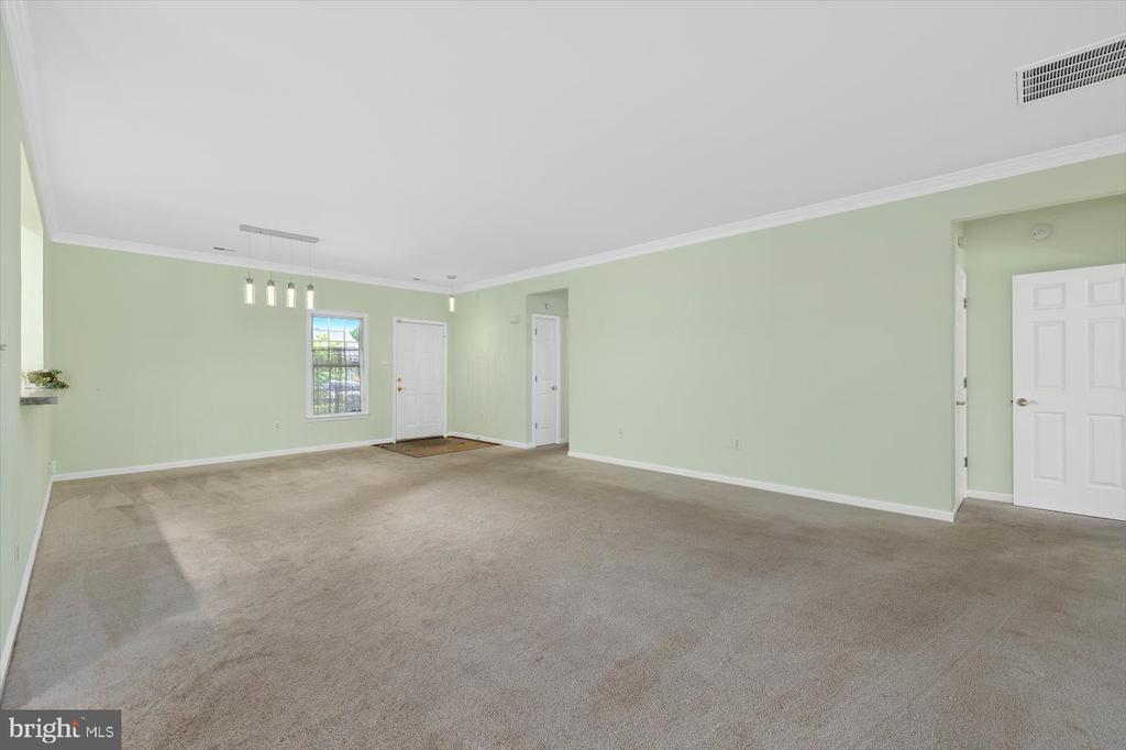 6906 CASTLETON DR, FREDERICKSBURG, Virginia 22407, 3 Bedrooms Bedrooms, ,2 BathroomsBathrooms,Residential,6906 CASTLETON DR,VASP2032910 MLS # VASP2032910