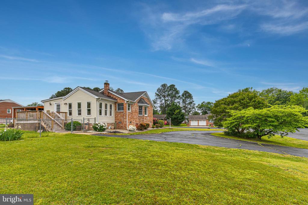 2 JUNIPER CT, FREDERICKSBURG, Virginia 22408, 3 Bedrooms Bedrooms, ,2 BathroomsBathrooms,Residential,2 JUNIPER CT,VASP2032964 MLS # VASP2032964